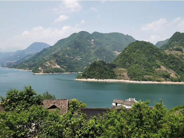 湖北